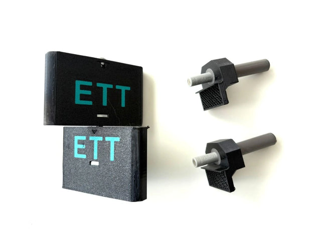 Pārbaudes durvju sistēma EasyToTile R5 – 2× Pivota eņģes + 2× Klikšķa mehānismi