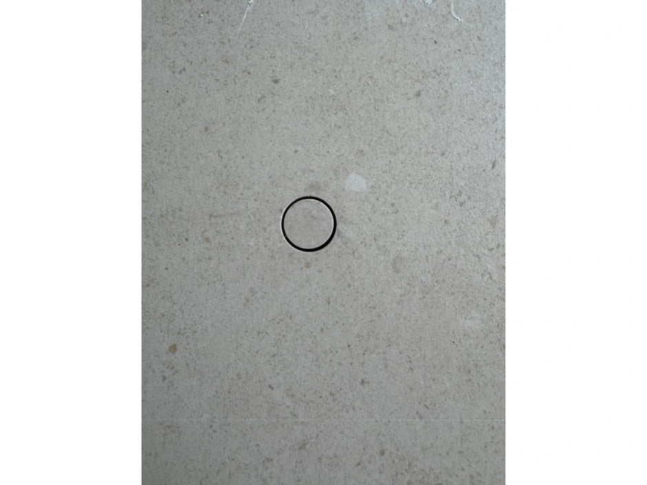 Встроенные держатели для полотенец EasyToTile (2–6 шт.) – установка только после укладки плитки.